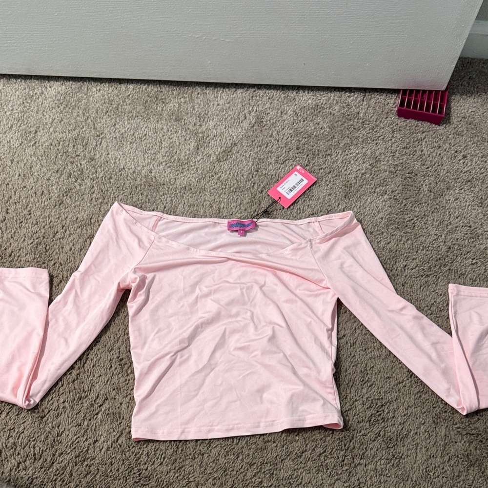 Edikted Light Pink Off-Shoulder Top